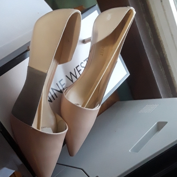 NINE WEST SHOES SIZE 7.5 M NATURAL - Picture 4 of 8